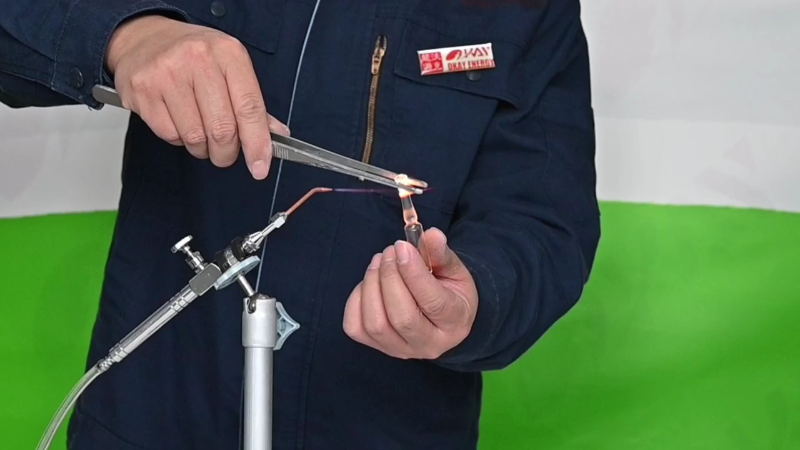 【經(jīng)驗(yàn)教程】如何使用氫氧焰熔封機(jī)熔封安瓿瓶？